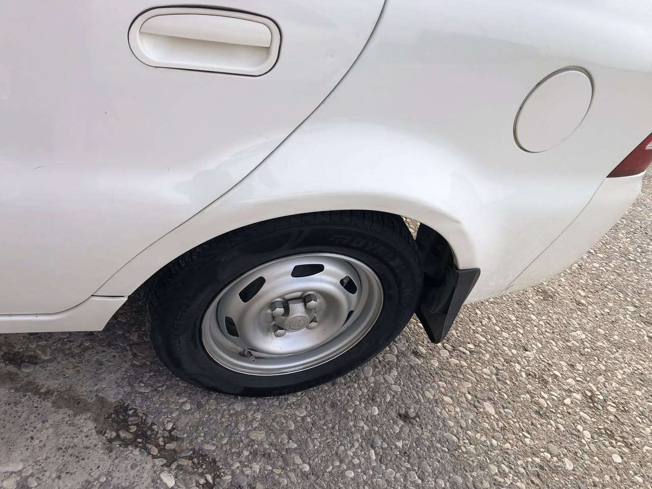 سي كي جيلي للبيع ( فقط )موديل 2013الكصة الجديدة بدون صبغ بس تقليم بسيط بارد قليل كابون ماستر تحويل فقط بدون وكاله تبريد +تدفئة 
كشنات مال شركة المحرك الاصلي 
السعر 60$ورقة مجال بسيط للطيبين 
الاستفسار الاتصال 
***********
***********
