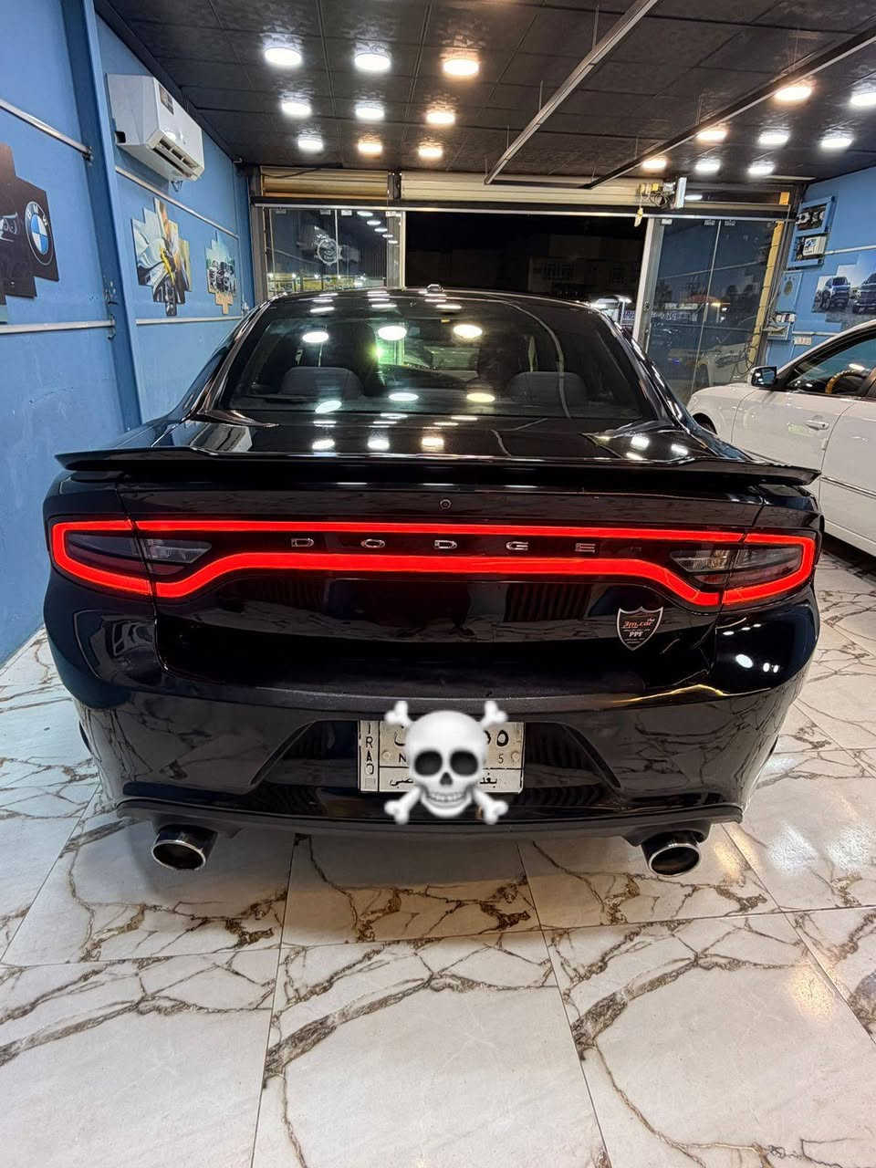 السلام عليكم 

چارجر SXT موديل 15 
مكينه 3600المرغوب 
تو ويل داخل سليم أيرباكات سليم
بيها قطع صبغ أبيع احزام بدون اي داخل شرط الفحص 

رقم بغداد ألماني  
ويل 20 كير مكينه حداديه تبريد تخم تاير كله وضع الشركه السياره مامشتغله ع خط 
السياره جاهزه وخير من الله كل نقص مابيها 
السعر 147والشراي نوجبه حك الجيه 

***********
واتساب ***********
