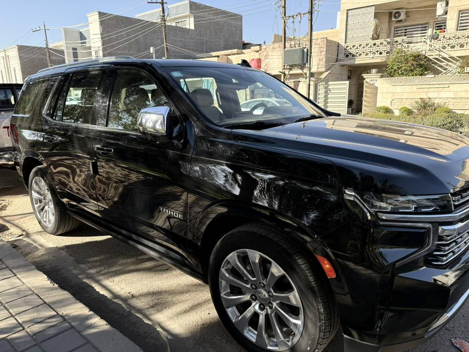 السلام عليكم
تاهو موديل 2023 بريمير 
ماشية 33 الف 
بارد بيها بجهه السايق فقط 
السعر 545$ 
بغداد /الكرخ 
***********
