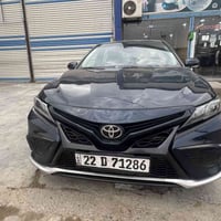 كامري موديل 2021     ضرر  امريكا جاملغ خلف السائق  بالعراق بابتين جهة ...