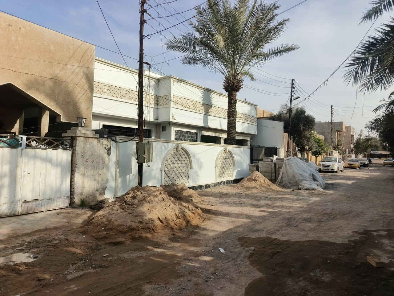 ‏الســلام علـكـيم 
‏يتوفر كــادر عمـل كامل لعمــل جميـع انواع الواجهات /الـطلس / الحجر / سيراميـك/بورسـليـن/ التطعيــم/  /اجـراره +سـقل /  +نـثر /
‏ 🏠
‏      
‏      [ الاسـعـار تـنافـسيـه 🏛️ ]   
‏     
‏(جميع انواع الموديلات الحديثـه )
‏
‏  رائد الجميلي       [‪***********‬)
