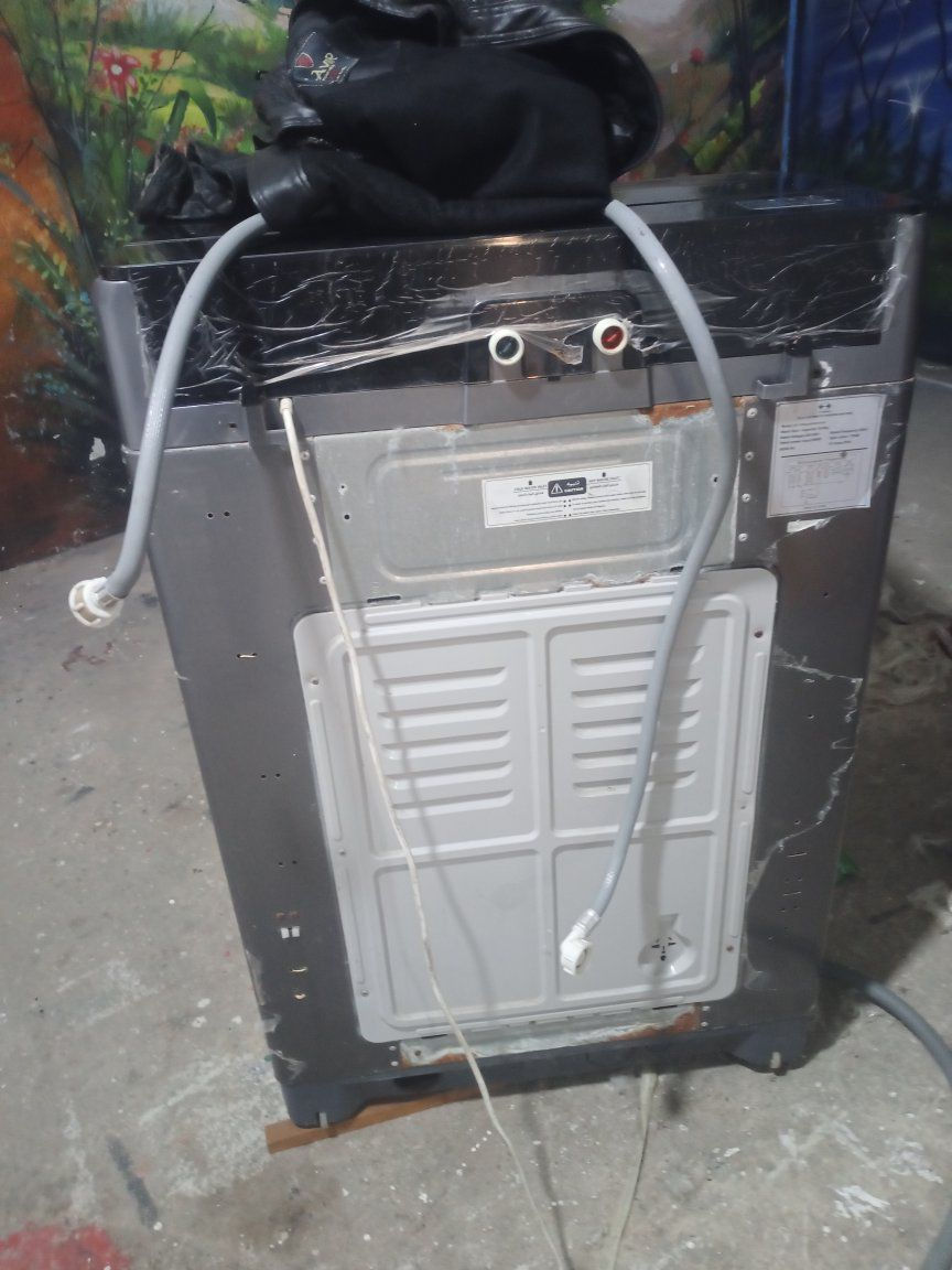 سلام وعليكم شباب غساله تومتيك اخوي الجديده نضفه فول. نوعيتها.  سوبر امبريال السعر 450وبيها مجال موصل جانب الايسر التوصل ***********
***********
