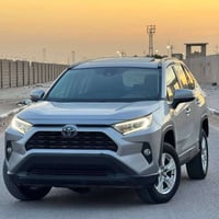 راف4 XLE • هايبرد • ٢٠٢١