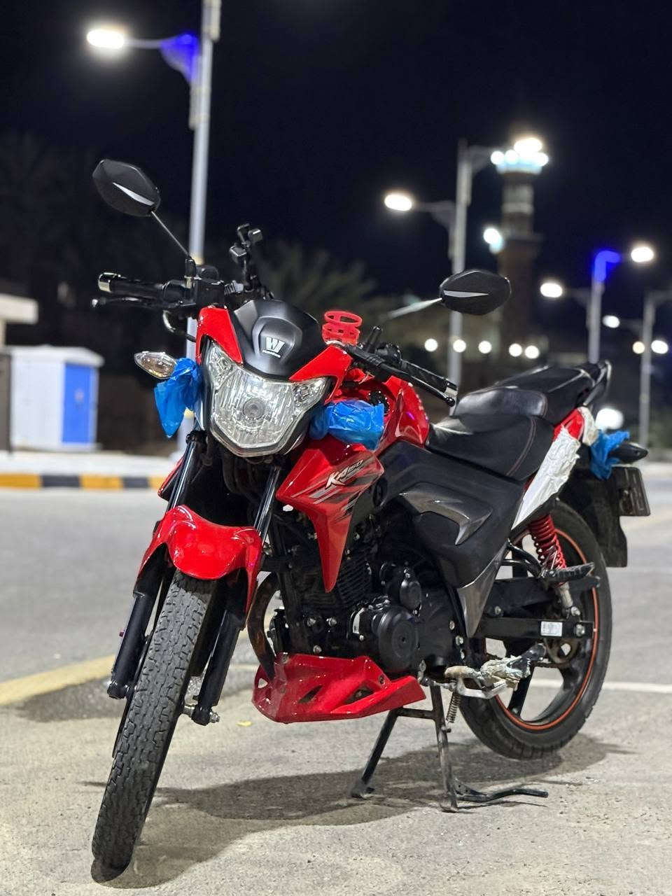 سلام عليكم 
هوجي للبيع  ماصار فتره من مشدود بعده ع وضع شركه 

موديل 2023     تايرات ثنيها شركه.   ماشي 6تلف 

نعومه ونشاط فول    يرهم بيع ويرهم مراوس حسب قناعه 

السعر 17.         عنوان رأوه.    الاستفسار ***********
