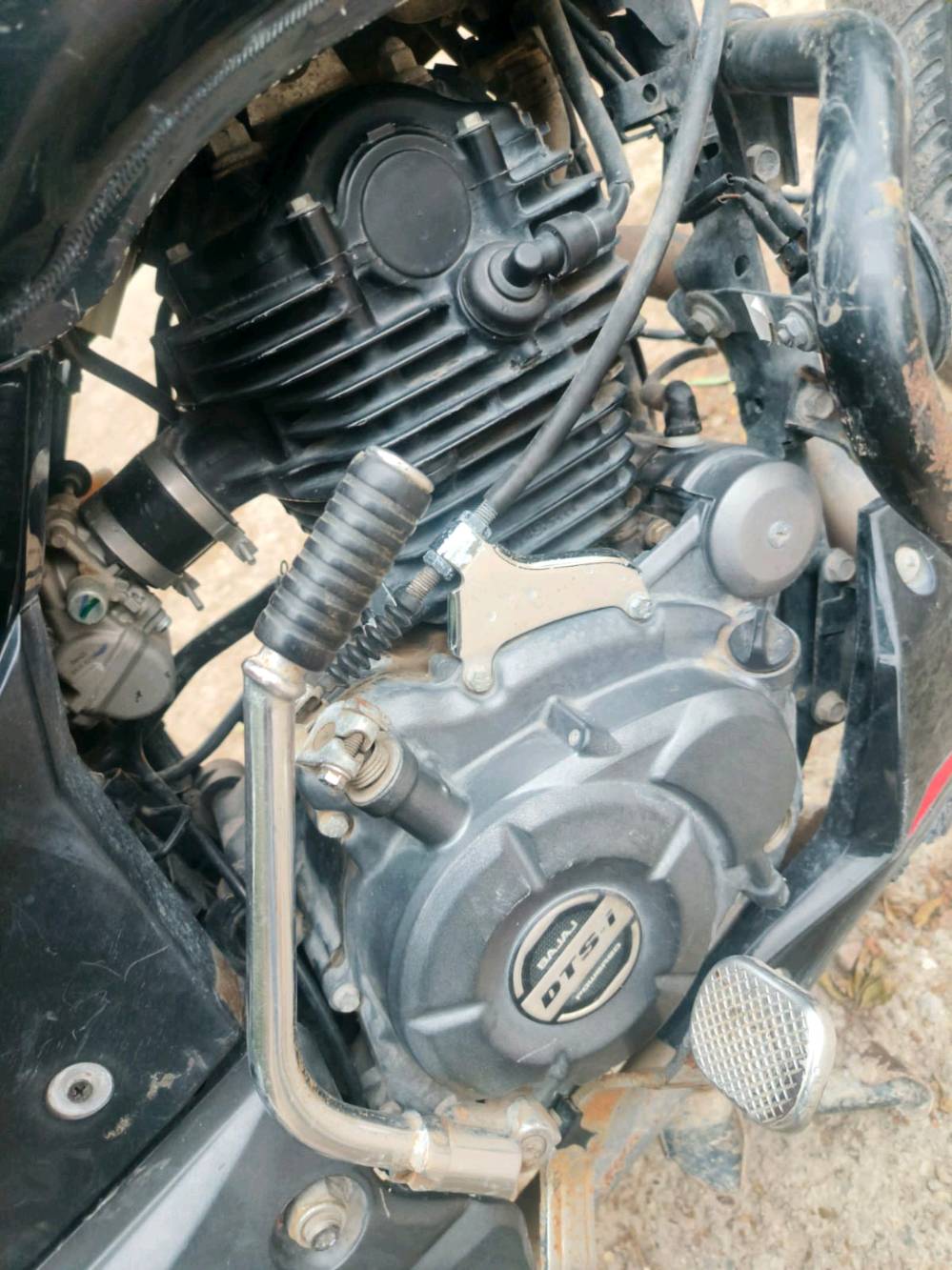 بولسَر للبيع مكينه مكفوله السعر 900 وبيها مجال مكاني الشعب 
