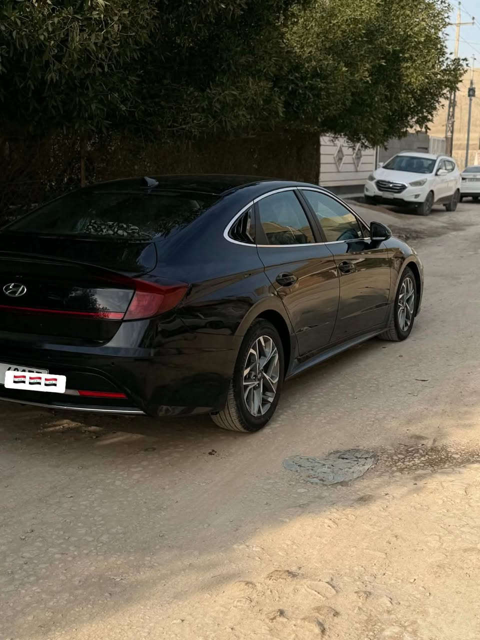 سوناتا ٢٠٢٣
مكينه ٢٥٠٠ تنفس طبيعي 
فول موصفات عده البنوراما 
شاشه كبيره 
اوتو هولد 
سياقه ذاتيه
أربع انضمه قياده 
تحديد مسار 
سايد بريك بصمه
حادثه قبق صندوك 
صبغ فقط 
ماشيه ٣٣ mi
رقم بغداد جديد باسمي
مكانيً حله
السعر١٥٧
***********
