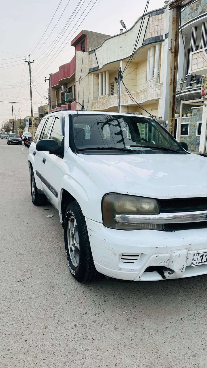 أسلام عليكم
بلايزر2004 رقم بغداد سنويه 2031 مكفوله   مكينه وكير شرط الكفالة  تدفئه تبريد❄️  كهرباأيات مكفوله مكينه قبق اسود x شاشه وكامره المرغوب دواخل جديده
السياره حلوه وخير من ألله 
السعر 85 وبي مجال بسيط
***********واتساب
