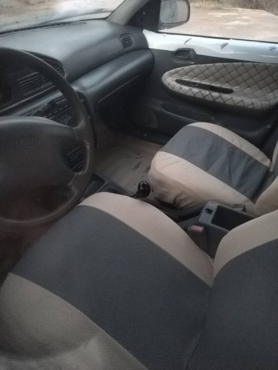 السلام عليكم سيفه لبيع مكفوله من كصه من ضربه
محرك وكير انضاف جدا صدر جديد تخم تاير 
موديل 95  سنويه مشروع وطني سعره 38 ورقه 
العنوان بغداد ابراهيم ابن علي *********** 
***********
