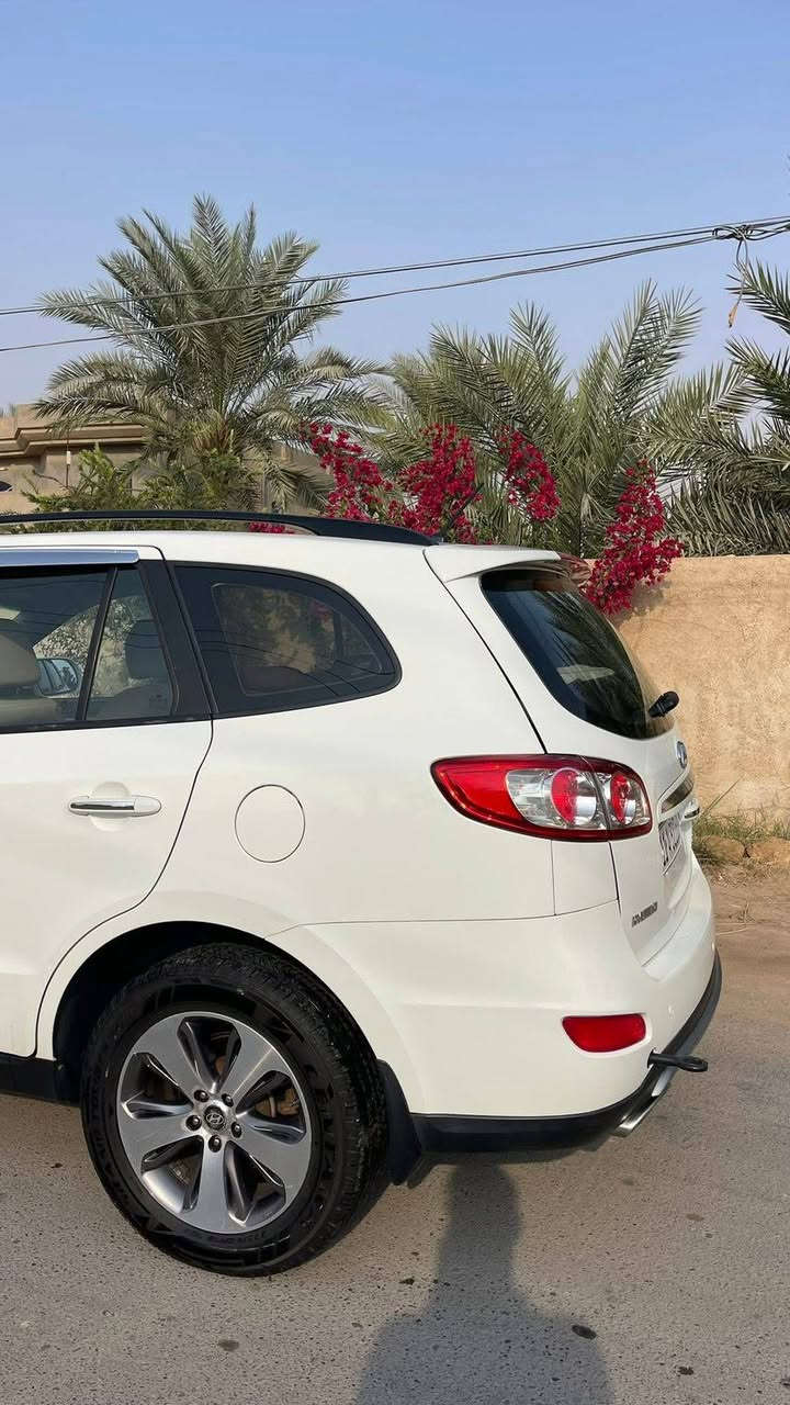 السلام عليكم سنتافيا للبيع 2012 خليجي
رقم بغداد دولي موصفات الشركة العامة 6 سلندر
7 راكب تخم تاير ثلاث قطع تبريد اشاير مري السيارة
جاهزة من كل شي مكفولة كفالة عامة
والسونار مرفق معا الصور العنوان ديالى بعقوبه للستفسار عالرقم ***********
