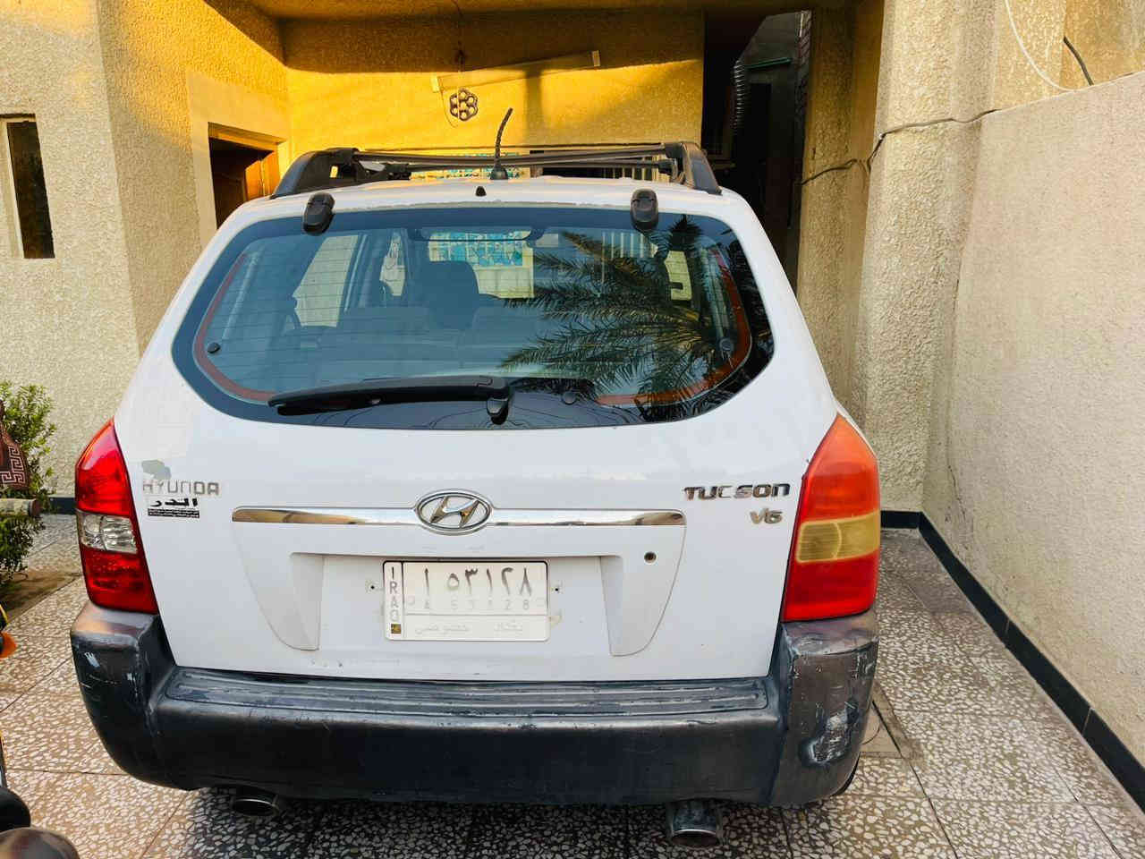 السلام عليكم
هونداي توكسان 2007 

V6 2700 

بغداد - سنويه 2029

تبديل بنيد فقط 

السياره نقصهه فقط حدايده صدر 

محرك و كير و تبريد كفاله 

الداخل نضيف 

السياره ماشيه ١٩٠ قابل للزياده 

السياره جاهزه من كل شي الحمد لله 

السعر ٦٩ و بيهه مجال حك الجيه 

و ما اعتقد تلكه هيج سعر و بهاي النضافه 

العنوان بغداد الدوره ابو دشير 

***********
