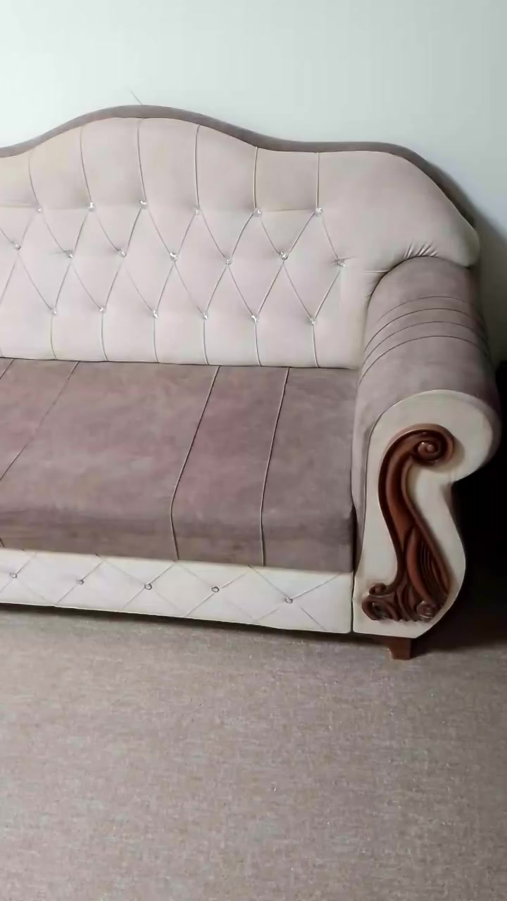 للبيع السعر 225 تكريت الديوم المربع الذهبي ***********
