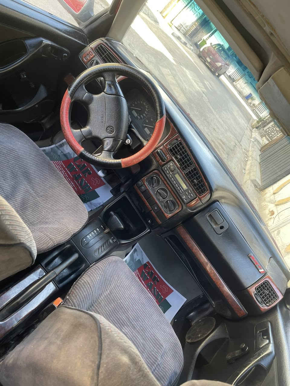 كولف mk3 رقم بغداد انكليزي هزه جديده
كير ميكانيكي مكينه1800 شرط مكفولات تبريد شغال 
صدرهه نضيف كهربائيات كلهه شغاله زنون مروحه
داخلهه بلادي مامبدل بي شي ولا قطعه من سياره صبغ جماليه فقط تخم تاير نضيفات ويل كب فتحه سقف  السياره نضيفه وحلوه السعر45 مكاني بغداد حي جهاد ***********
