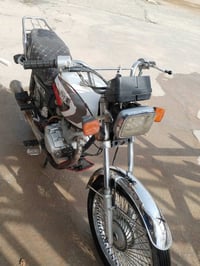 تايكر • موديل ٢٢ • اوراق