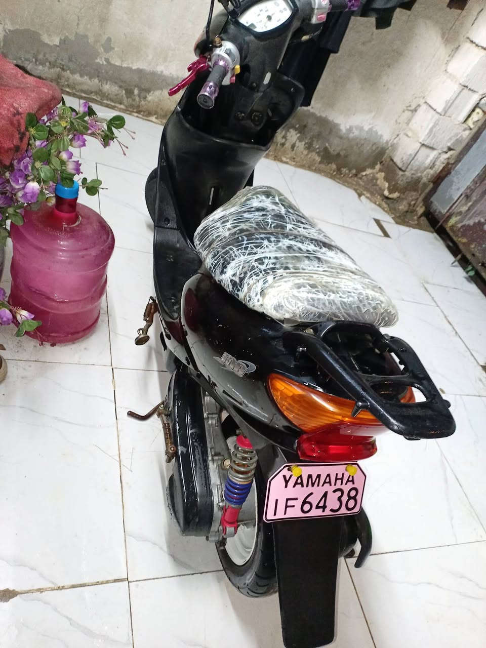 دراجه عصفوريه ٦٠ للبيع نضيفه مابيهه نقص كله شغال مكينه ناعمه اكسل مابيهه نكره سلف سعر ٣٠٠ وبيه مجال بسيط ***********
