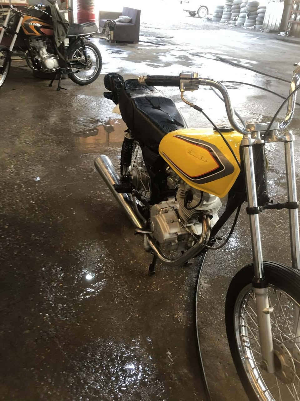 سلام عليكم دراجة للبيع نامه مبدل بيه بس بستم والفات كلك السعر ٣٥٠ مكان سوق الشيوخ العكيكه


**إذا كنت صاحب هذا الإعلان وتريد حذفه لأي سبب، رجاءا أرسل رسالة إلى الدعم الفني**