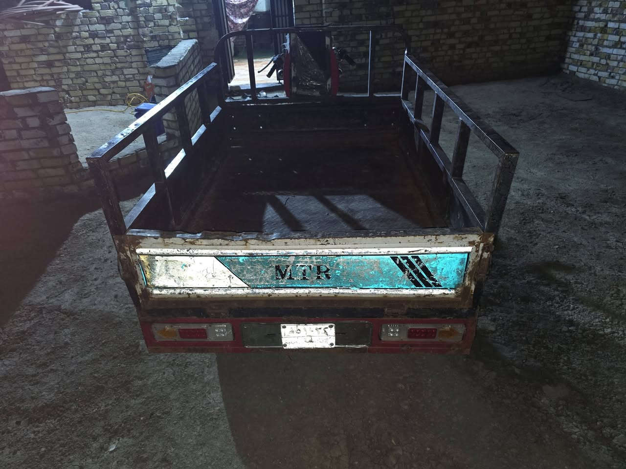 ستوته للبيع 2015 رقم قادسية ابيض المكان الرميثه رقمي *********** بيع مستعجل
