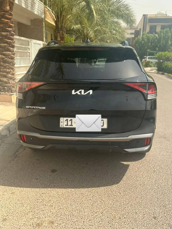 ‎للبيع كيا سبورتج موديل 2023 فول مواصفات اكس لاين وارد امريكي
‎مواصفاتها 
‎  بانوراما
‎  رادارات جانبية 
‎  رادار امامي +  خلفي 
‎  بصمة : تشغيل - ابواب - صندوك
‎  صندوك كهرباء ذكي 
‎  شاشة كبيرة  تدعم كاربلاي واندرويد اوتو وفول تحكمات لمس
‎  كيجات الكترونية متغيرة حسب الوضعيات
‎   انظمة القيادة : سبورت - سمارت - نورمال  
‎كشنات جلد   + كشنات تدفه وكشن السائق كهرباء   
‎  اضواء ترحيب عند الاقتراب مع ترحيب داخلي عند الاقتراب
‎  شحن وايرليس
‎  منافذ تايب سي عدد 3 مع 2 في الكشنات ومنفذ يو اس بي ومنفذ جداحة
‎  هاند بريك بصمة
‎  اوتو هولد
‎  نظام سياقه ذاتيه وتوقف ذاتي
‎  كامرا دوارة 
‎  تحديد مسار ذكي
‎   نقطة عمياء
‎   كروز سرعة
‎شاشه تبريد لم سستم صوت
‎  اناره داخليه LED لمس
‎   ويل كب حجم 18 وحساس اطارات
‎   اشاير بالمري
‎   تشغيل عن بعد
‎   شاشة لمس متغيرة لتحكم الميديا او لتبريد
‎    فول تحكمات ستيرن 
‎حساسات خلفية 
‎   لد نهاري 
‎   لايتات زنون عالي ناصي 
‎  مانع انزلاق
‎رقم بغداد الجديد تحويل مباشر بأسم المشتري
‎حادث السيارة :   خلفي  قبق الجنطه تبديل وصبغ چاملغ خلفي + بابين اليسار كلير امريكي بدون ايرباك بجم كبس    
‎مكانها بغداد حي الحسين قرب المطار 
‎السعر : ورقه بيع فقط 180
‎رقم الموبايل :***********
