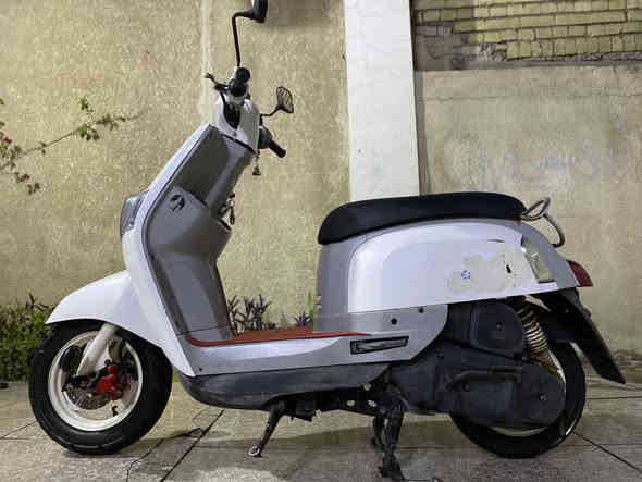 مكينه بلاديه 49 مامفتوحه سلف كابريتر بلادي 

كفرات بلادي ختم واحد دراجه كفاله عامه من كلشي 

جيب وياك الف فيتر دراجه مصارله هواي من نزلته من رمبه

شلعه معدل شك الكاع كهربائيات كله شغاله مابيه نقص برغي

(سعر 950 مكاني سويب البياع ) ***********بي واتساب
