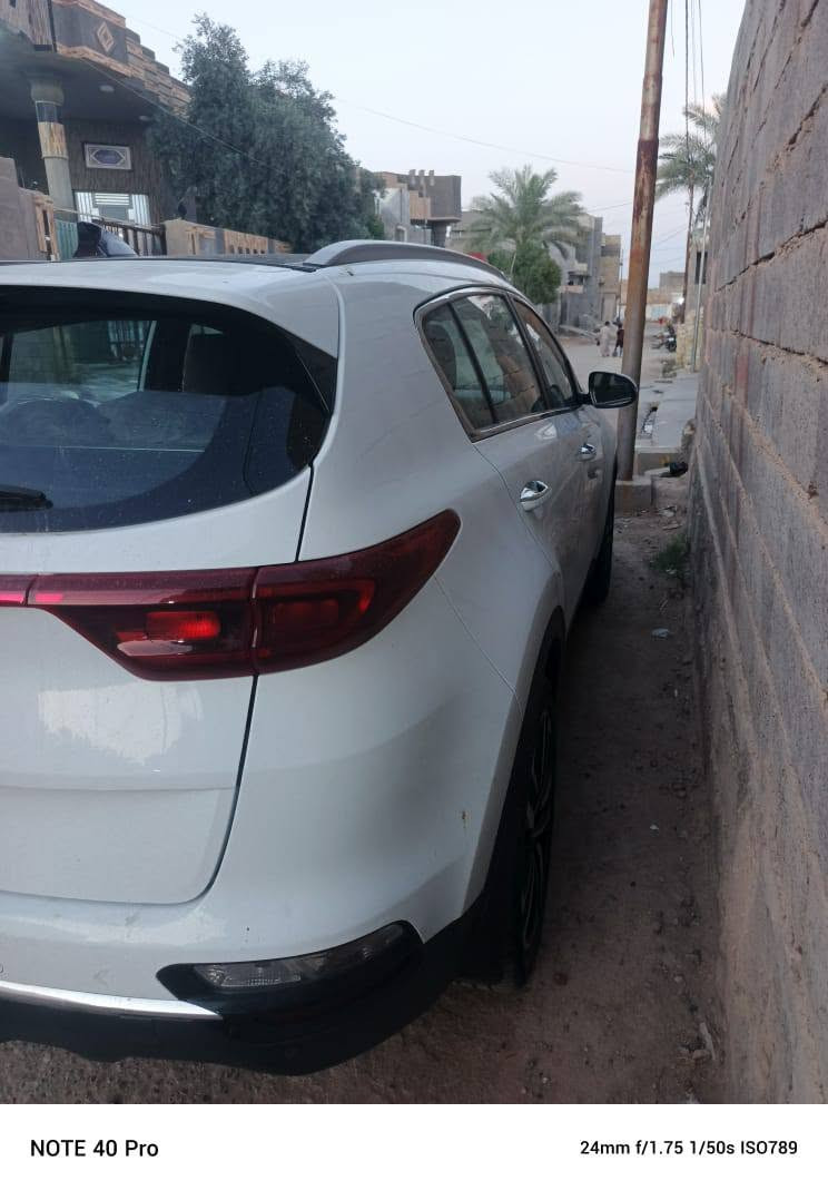 مكلف بالنشر فقط….
سبورتج مويل 2019 فول موصفات 
رقم بغداد 
اللون ابيض رقم انكليزي 
ماشيه 128 
السياره ع الفحص والك حق الفحص ما عندي سونار يرهم مرواس حسب القناعه 
السعر185 بيه مجال بسيط 
مكاني الحبانيه ***********
