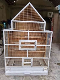 قفص للبيع حي النصر الثانيه الهاتف ٠٧٧٠٤٥٢٣٨٣٥ جراره مع معالف جانبيه سع...