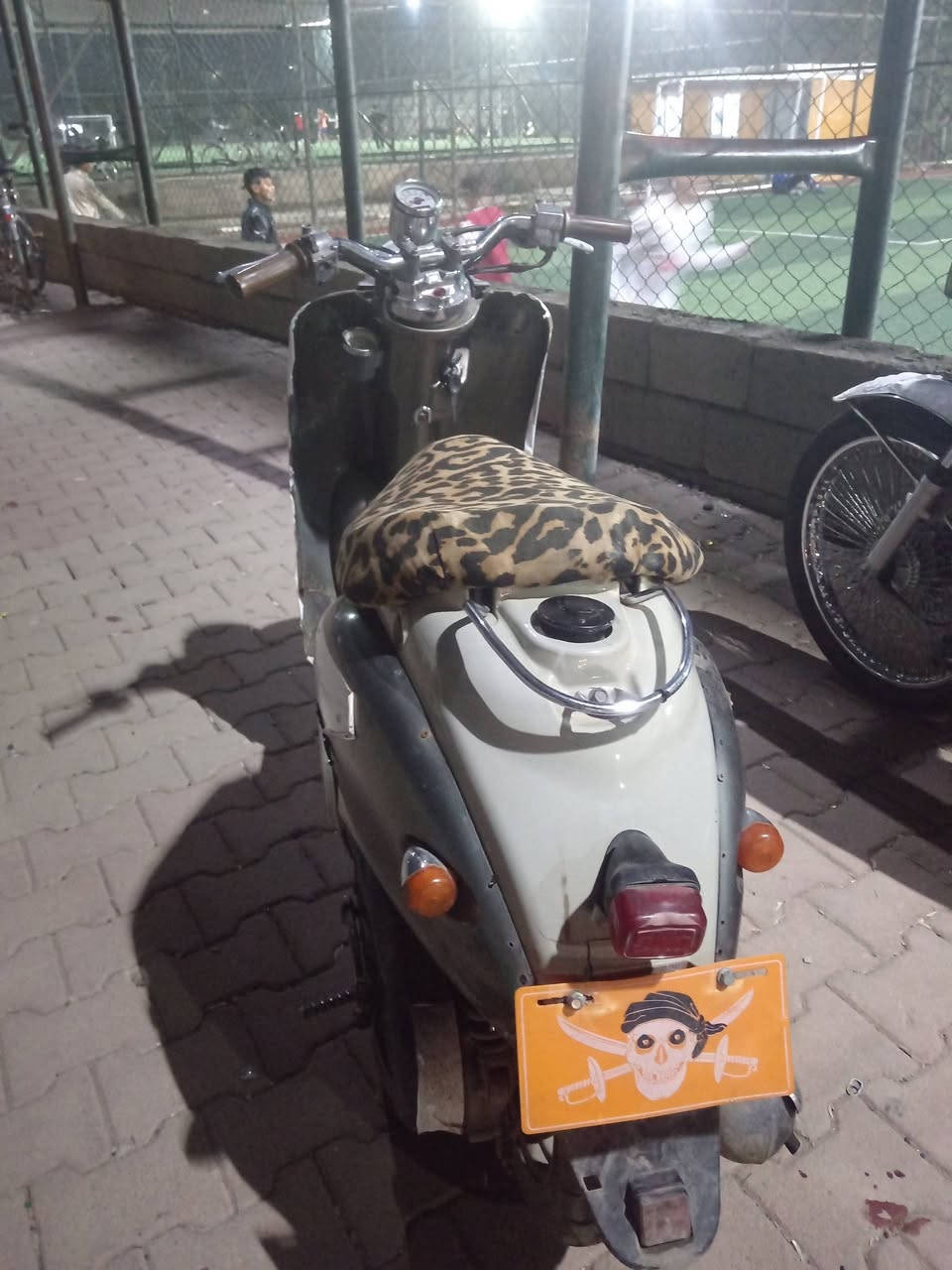 عبدل حلیم للبیع اي عیب مابي👌
هندر واحد یشتغل بس سلف یحتاج بطاریه 
مکاني کرکوك سعر 240 بي مجال اذا شراي
خابر رقم ***********
