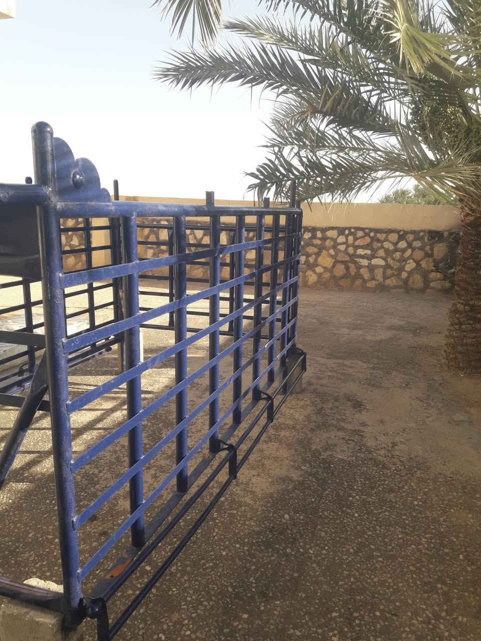 سلام عليكم..
محجر كيا فحل للبيع بوري ثقيل 
جديد السعر 850 الف 
***********
