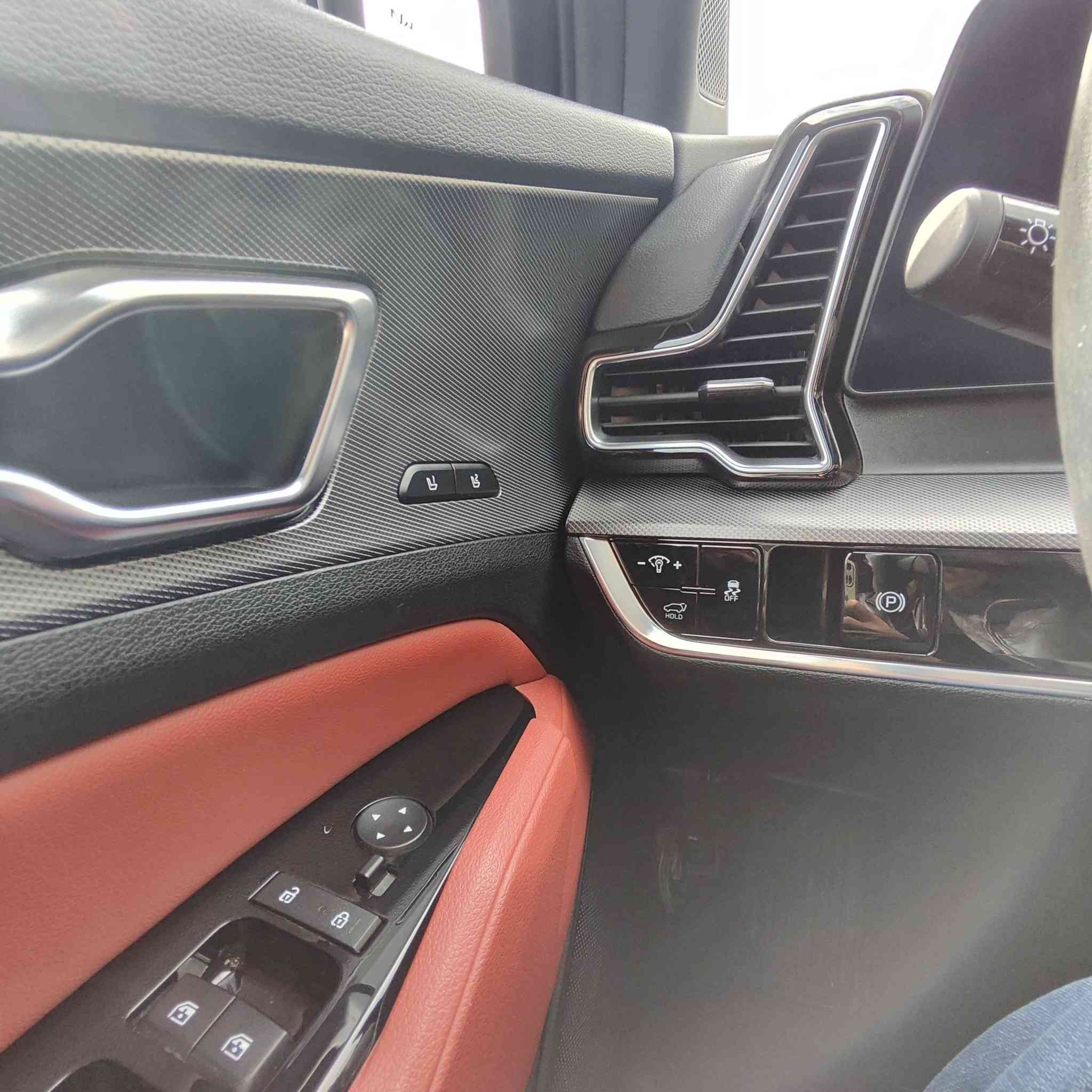 (( 2024 كيا سبورتج فول 1/1 برستيج ))
*  بدون ايرباك .
*  مكانها أربيل والموصل .
     واتساب او اتصال 👇
***********
