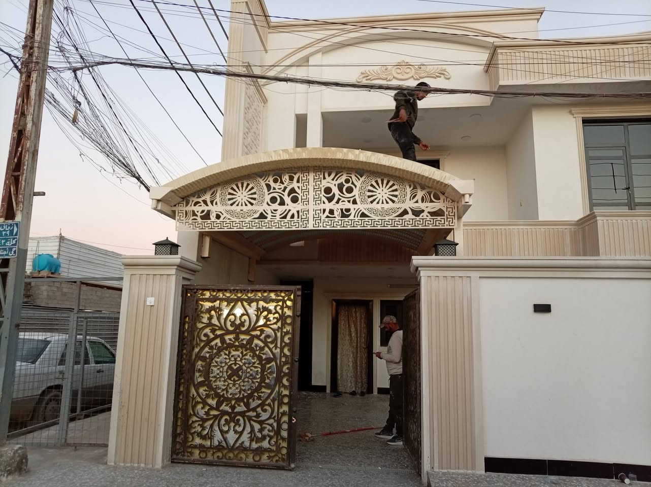 تم بعون الله عمل سقيفه في منطقة المعالف ونشكر كادر مكتب الصادق اللسقائف كي سبان سعر المتر 23الف ***********
