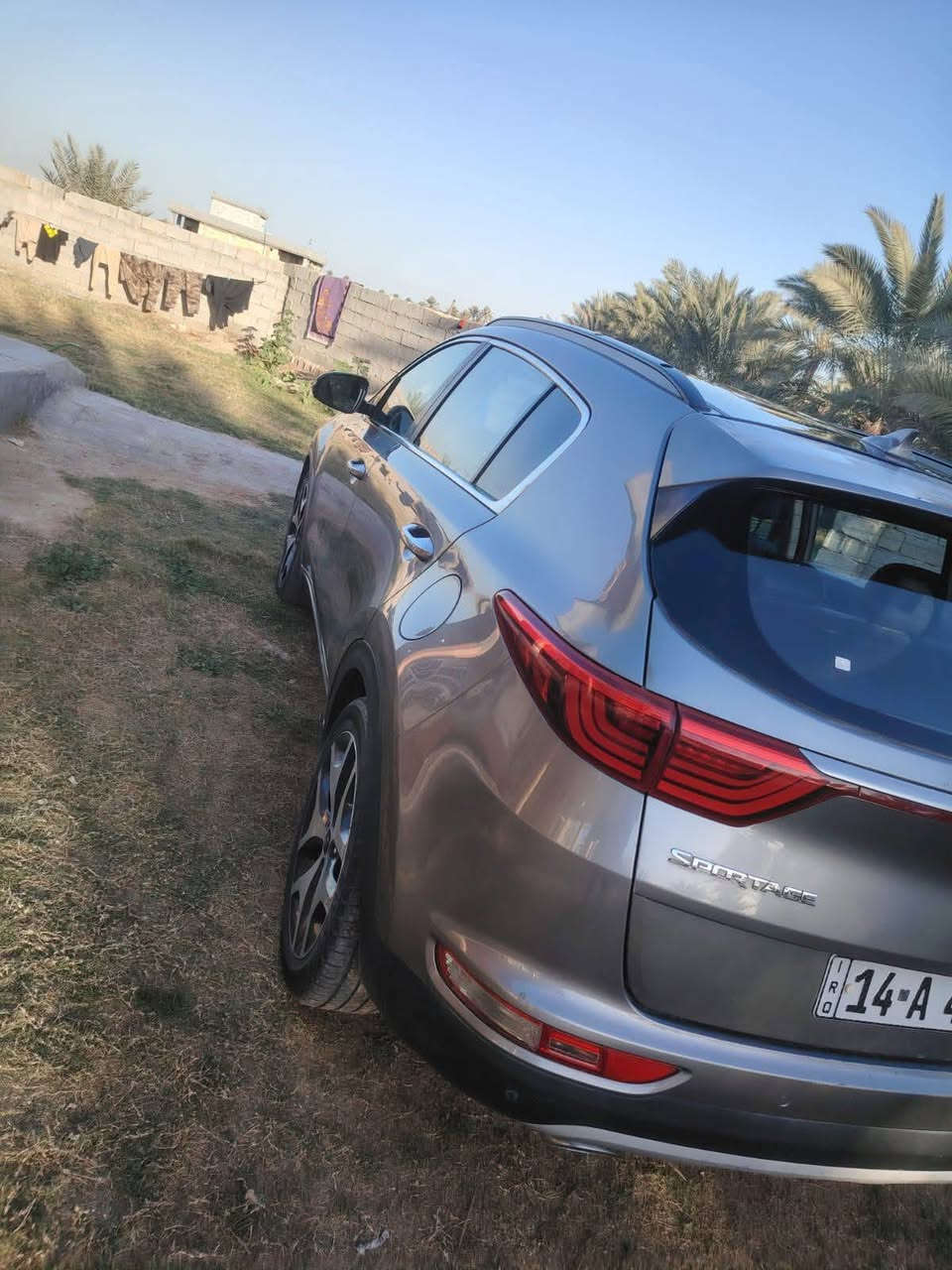 السلام عليكم كيا سبورتاج موديل 2018 فول لاخير اعلى مواصفات xsوارد امريكي حادثة سرقة نفس الغراض طابه وياها بيها  صبغ اربع اصابع جو اليده مال الباب الخلفي سنويه بسمي بأي محافظة تحويل السعر 166وبيهامجال السونار مرفق ويه المنشور المكان بابل الاسكندريه ***********..***********
