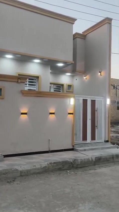 بيت للبيع الاسكان الصناعي المساحه 120 متر بناء درجه اولى كونكريت  طابو صرف قريب على النزله الثانيه كافة الخدمات موجوده للاستفسار *********** أو *********** واتساب عادل للعقار العبودي
