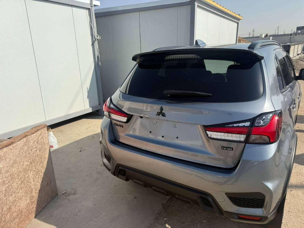 ميتسوبيشي اوتلاندر سبورت موديل 2024
سيارة تجمع بين الشكل الرياضي RVR
وارد امريكي حادثها جاملغ الأمامي السكن

المواصفات:

* محرك  (4 سلندر /2500 )

* دفع رباعي AWD 2/4

* ويل كب رياضي 18 انچ لون اسود

* لايتات LED امامية

* كشافات لايت LED

* حساسات مطر

* شاشة كبيرة Apple CarPlay + Android Auto

* تدفئة كشنات الامامية 

* كامرة خلفية

* رادار امامي 

* تحذير مغادرة المسار

* تحكم اوتوماتيكي بالضوء العالي

* نظام ثبات الكتروني

العنوان بغداد
رقم السياره سليمانيه بسمي تحويل وكاله ثاني يوم 

السعر: 170


**إذا كنت صاحب هذا الإعلان وتريد حذفه لأي سبب، رجاءا أرسل رسالة إلى الدعم الفني**