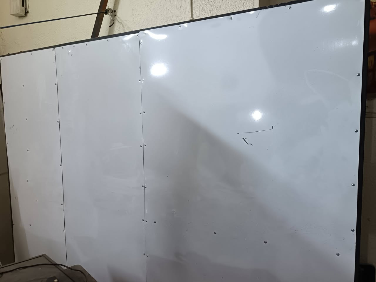 سلام عليكم باب وقاطع جدد مامشدودات البيع بيش يفيدنكم قيم وغذ هاي رقمي اي استفسار ***********
