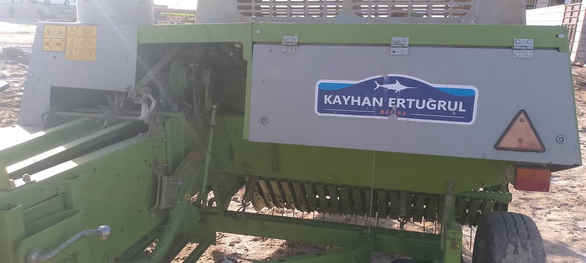 سلام عليكم للبيع كابسه قرش موديل 23 اخت الجديده شوفت عينك رجاان المو شراي لايتعبني الاستفسار اتصل على رقم ***********
