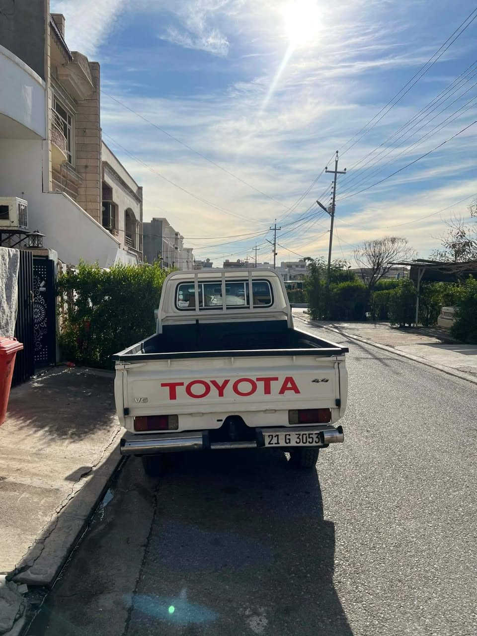 السلام عليكم اخوان مكلف بلنشر للبيع تيوتا شاص موديل ٢٠١٥رقم سليمانيه دولي شرط التحويل محرك ٦ سلندر كاز كفاله عامه ماعدا شويه صبغ بدوسه فقط مكانها أربيل السعر مناسب للاتصال *********** او ***********
