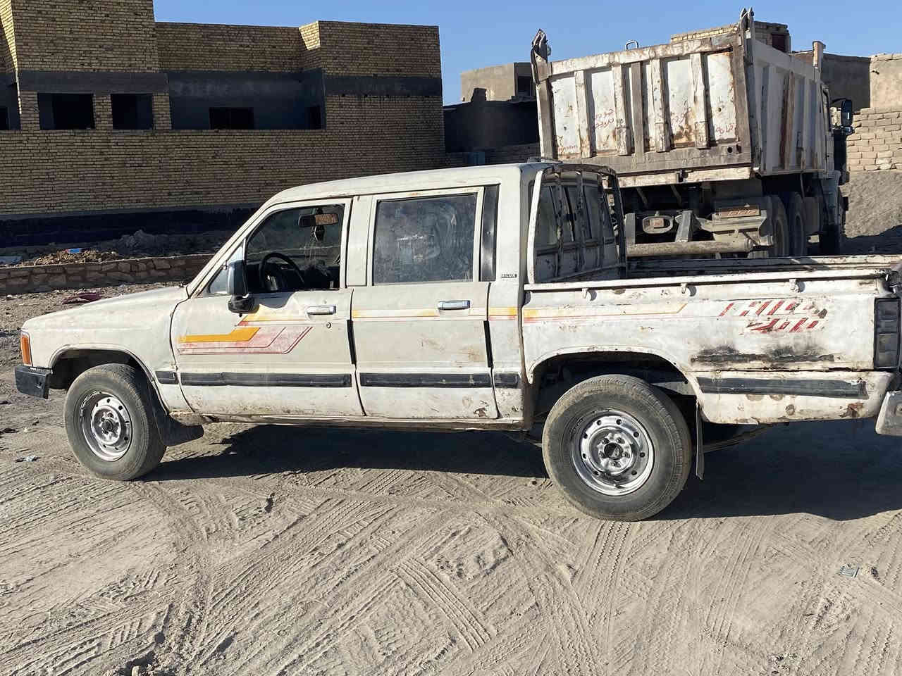 سلام عليكم بيكم تيوته للبيع مديل 85رقم بصره نكليزي مداور ثاني يوم سنويه لل31مكينتهاا تصرف كيرهاا خمسه مكاني ذي قار البطحاء سعرهاا 27وبيهاا مجال اتصل خاص مامتواجد ***********
