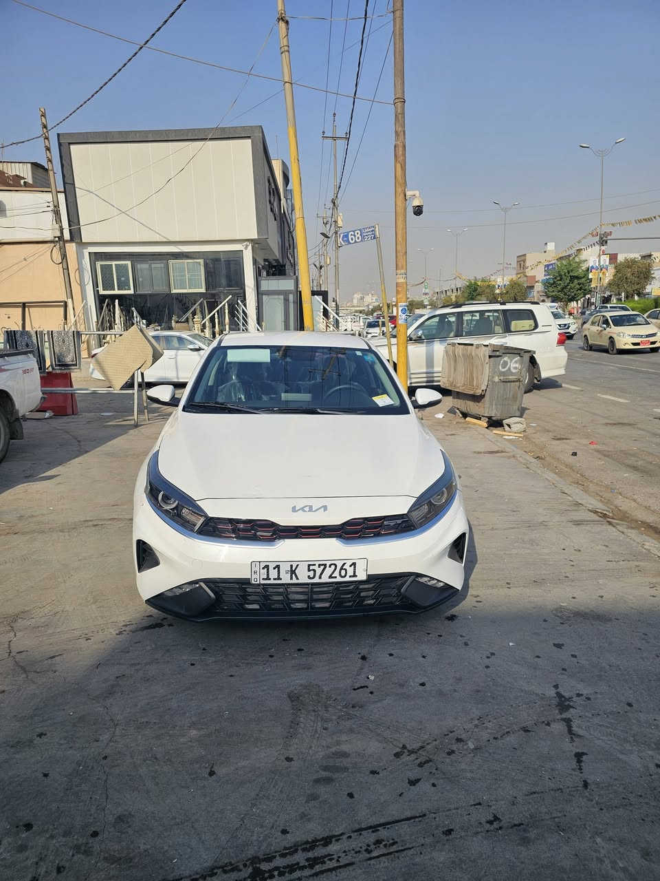 السلام عليكم
كيا فورتي نص فول موديل 2024 امريكي
صور الحادث مرفوقه بل منشور
ماشيه45 الف
الرقم
***********
