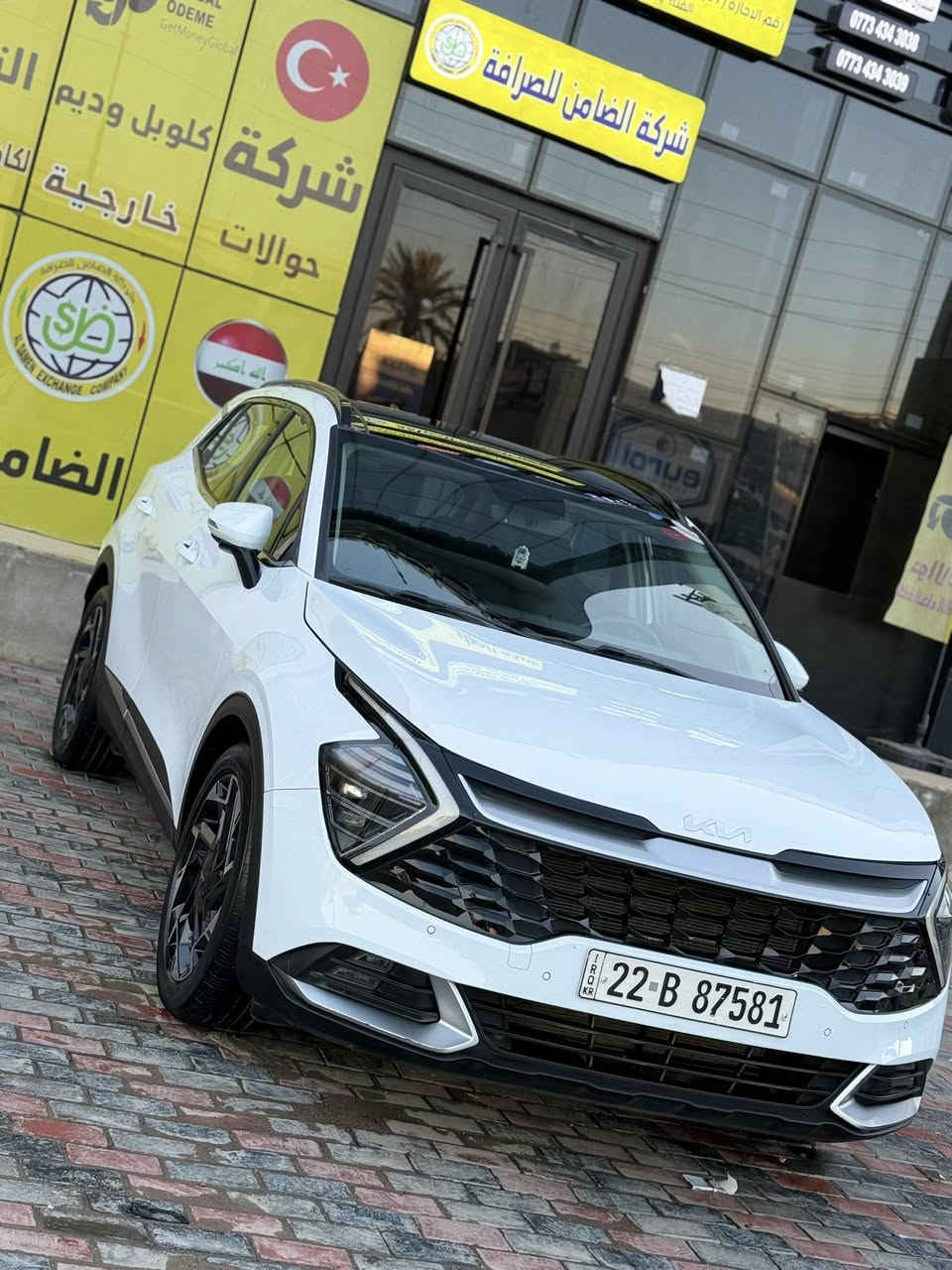 سلام عليكم سبورتج٢٠٢٣. وكاله نيم
رقم. اربيل الدولي باسمي 

ماشيه49km 

مكفوله من البارد والصبغ والتبديل 

سياره عل وضع الشركه 

فول مواصفات ١/١

كشن حار بارد 

تحكم كشن كهرباء

منافذ شحن بلمقاعد 

مود درايف 

بانوراما

كاربلي 

شاشه دجيتل 

شفتات وتدفئه مقود 

جنطه كهرباء 

شحن لاسلكي 

فول الفول 

مكاني بغداد 

السعر 223 بيها مجال

للاستفسار ***********
