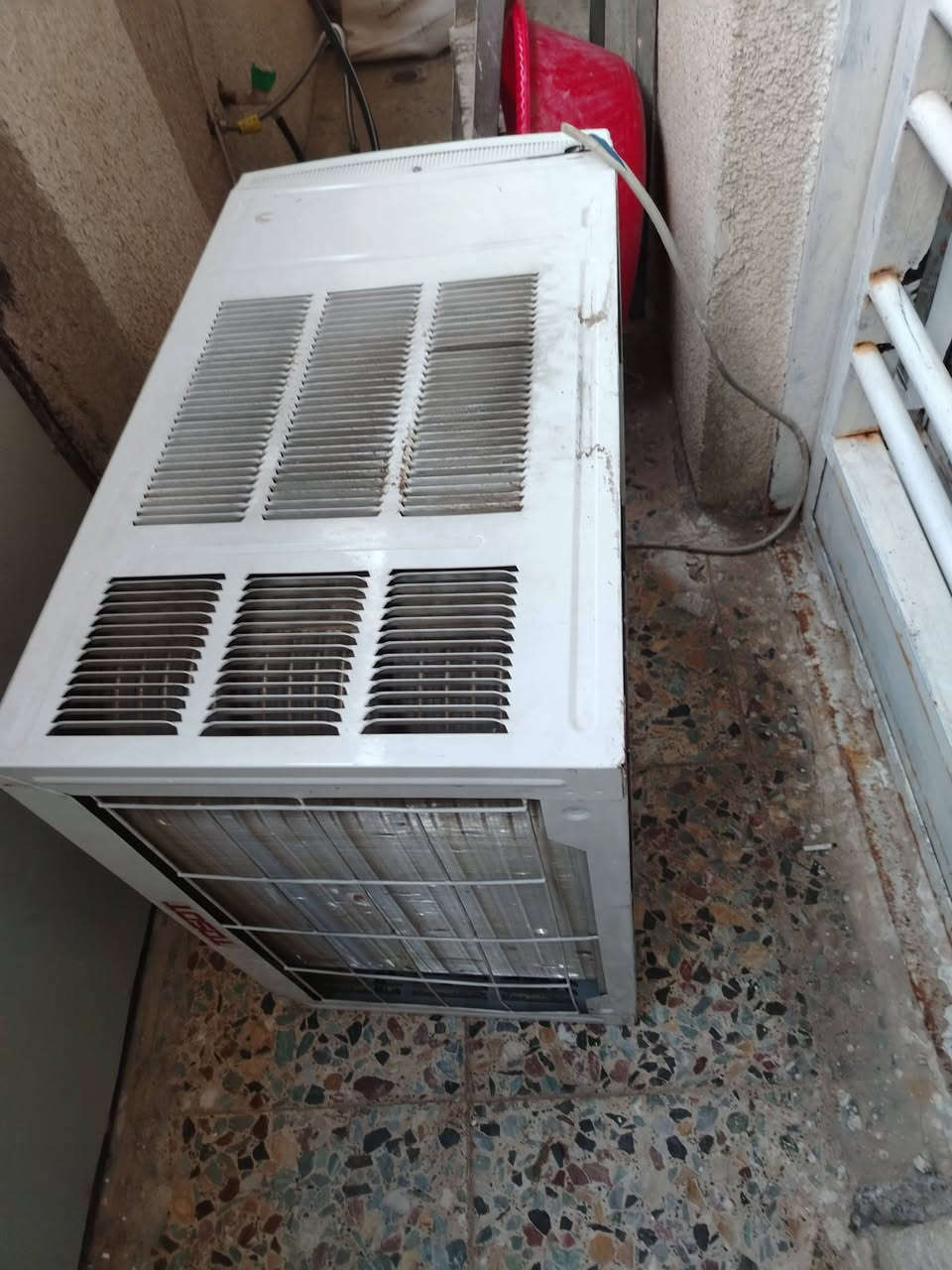 مكيف للبيع طنين اخوالجديد. ستعمال شهرين فقط. نوع توست.


**إذا كنت صاحب هذا الإعلان وتريد حذفه لأي سبب، رجاءا أرسل رسالة إلى الدعم الفني**