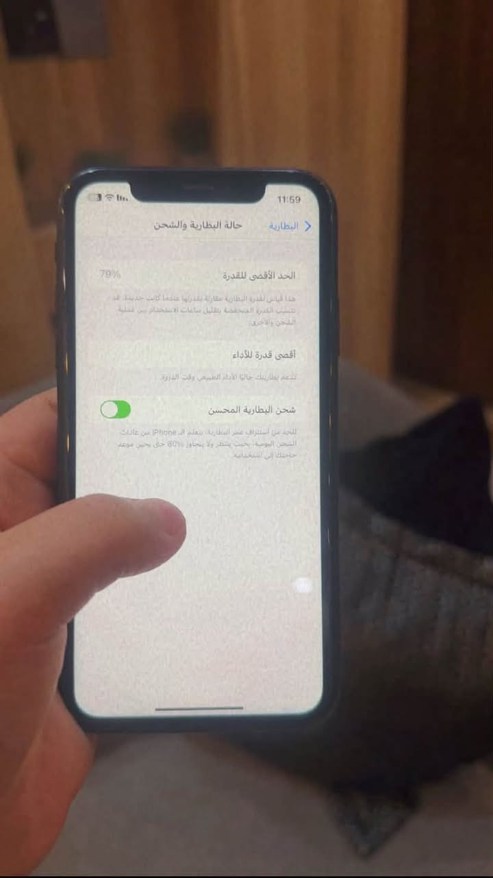 ايفون XR جهاز نضيف بلادي ما مبدل اي شي ولا داخل صيانه جهاز فقط ضهره مكسور وبطاريه ٧٩ بلاديه الجهاز كفاله عامه سعره ٢٠٠ وبي مجال مكاني بغداد رقمي *********** واتساب فقط فقط بالعافيه الي ياخذه جهاز لا يفوتكم❤️👌
