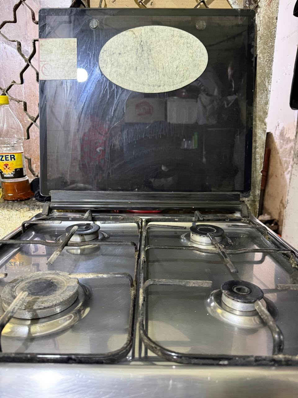 � للبيع طباخ نضيف ومرتب 🔥
⭐ حالة الطباخ جيدة ونظيف
⭐ العيون كلها شغالة عدا العين الصغيرة ضعيفة
⭐ الفرن شغال بدون مشاكل
✅ جاهز للاستعمال

📲 للاستفسار واتساب/اتصال: ***********

