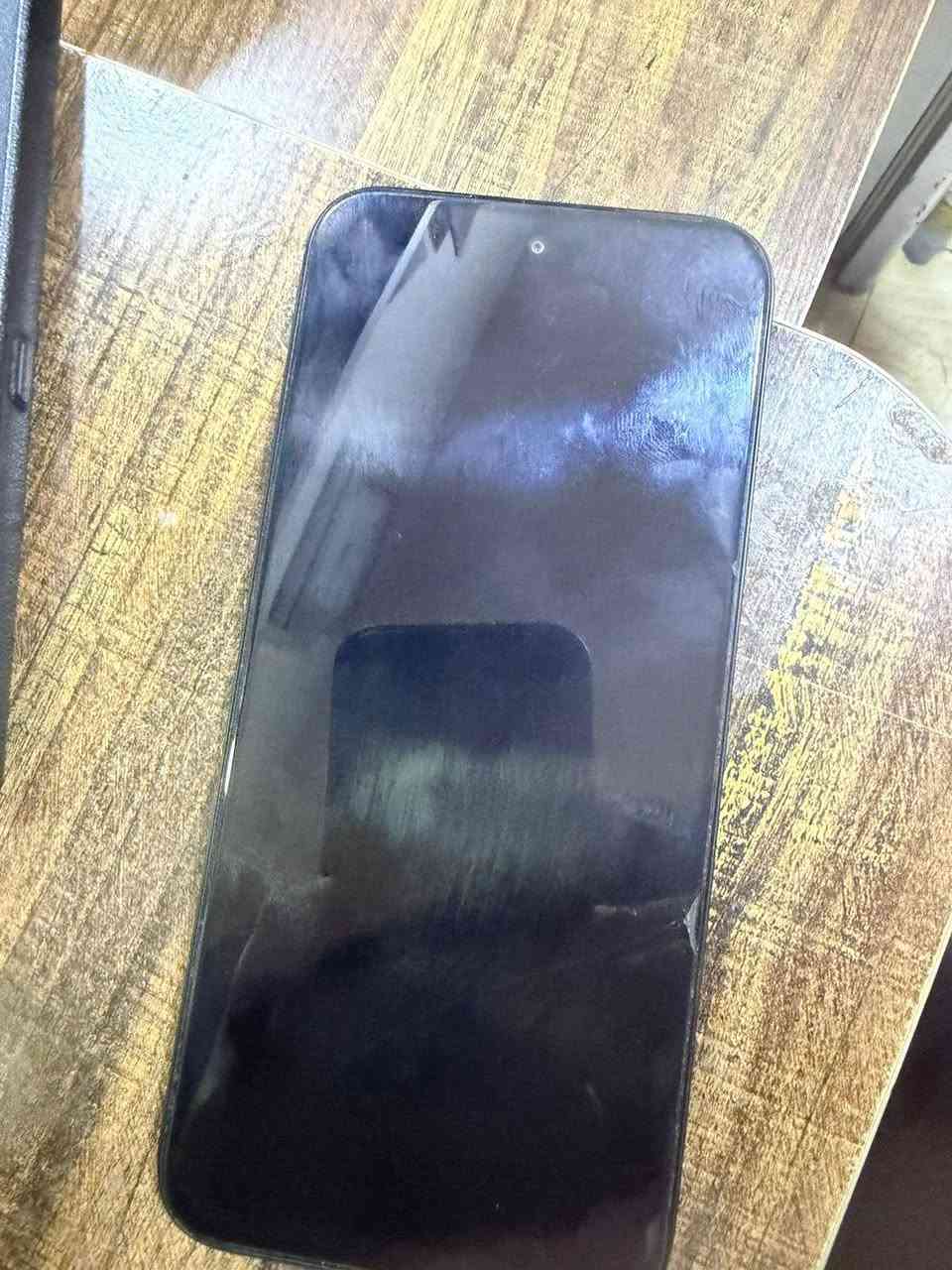 جهاز نضيف كلش
مراوس ب ايفون او بيع 
***********واتساب
