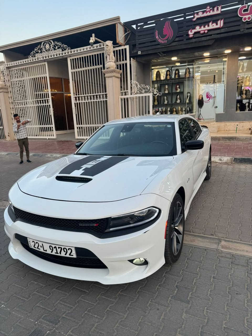 جارجر rt 2023 8سلندر ماشيه 39 ميل جديييييييده وبالعافيه ع الياخذهه رقم اربيل  بيهه منضومه غاز فول فول عده الفتحه الحادث موضح بالصور *********** السعر 238
