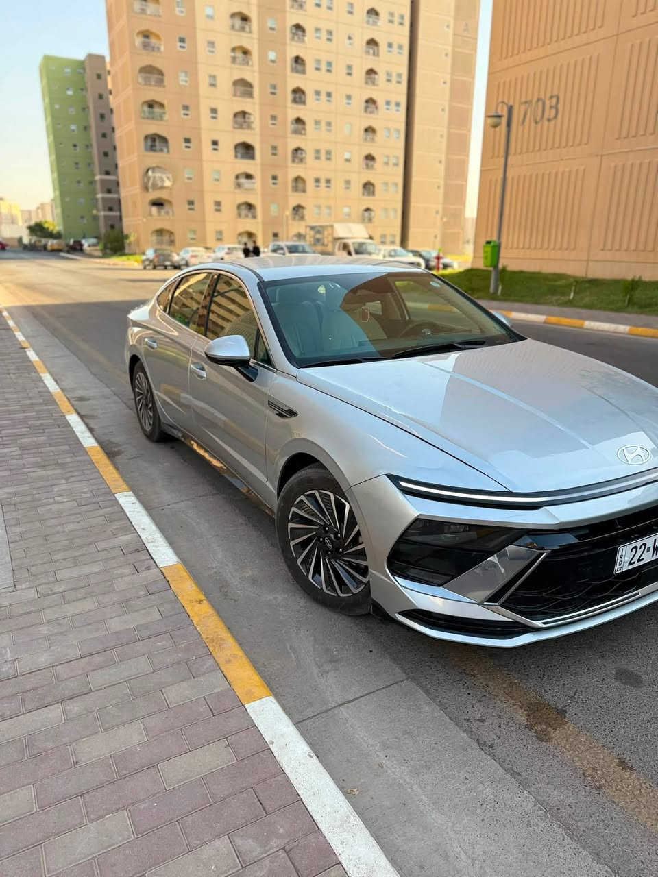السلام عليكم
سوناتا 2025الشكل الجديد hybrid

حادثها حافه بنيد صفحه اليمنه وحافه جاملغ

رقم اربيل دخول جديد قبل يومين اترقمت

بدون ايرباك شرط

مواصفات  

شفتات استيرن

التفويله تمشي 1000Km

شحن واير ليس

جنطة ليزر فتح تلقائي

شاشه متصله 

كامره دواره

تبريد لمس 

اوتو هولد  هندبريك بصمه 

ثلاثه انظمه قياده 

انارة داخلية متغيرة

كشن كهرباء 

لد امامي وخلفي 

كشن تدفئه

بصمه ابواب وبصمه تشغيل 

تشغيل عن بعد 

مكينه 2000هايبرد(بانزين + كهرباء)

كير تعليك 8نمر

ماشية 16الف ميل 

تحديد مسار 

رادارات امامي وجانبي

بعد بيها مواصفات

ولسياره جديده بمعنى الكلمه مال جني

مكان السياره بغداد زيونه

السعر 193$$$$وبيها مجال بسيط 

 للاستفسار***********
