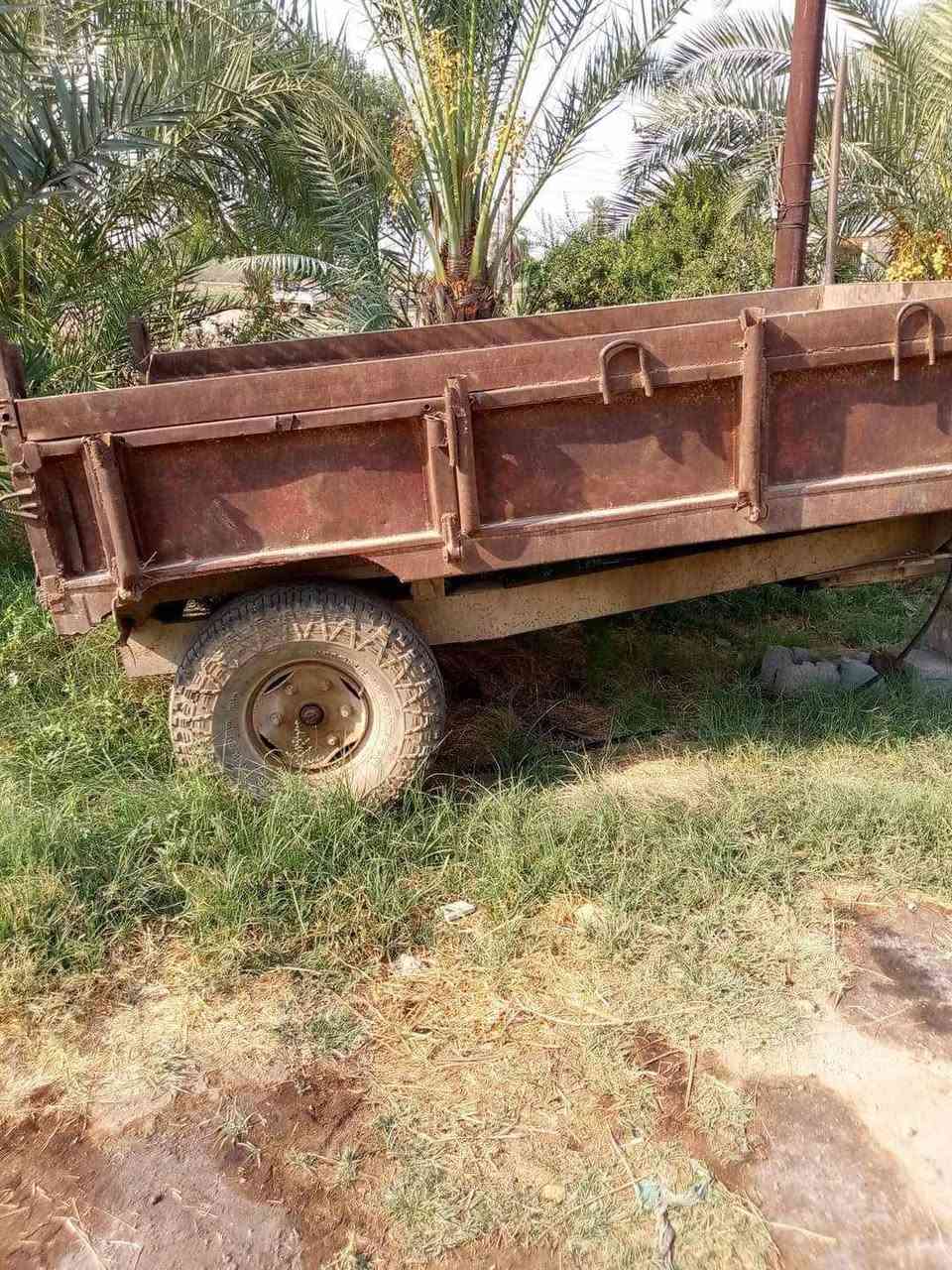 عربانه للبيع جك الرفع شغال الناصريه الشطره السعر  ٨٠٠وبيه مجال الاستفسار ***********
