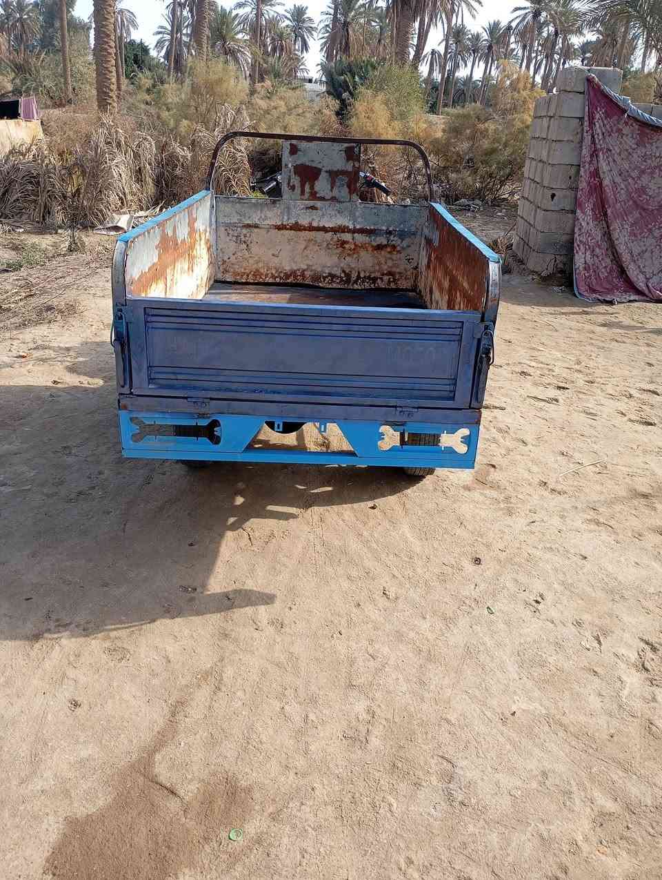 السلام عليكم ستوته فحل موديل 21 مكينه 25 كير بوكس 25 اصبانه ماممدودة عليه شواصي  كفاله ركبه كفاله اوراق أصولي والباقي شوف عينك السعر 1500 بيهه مجال بصيط هاذا رقمي ***********
