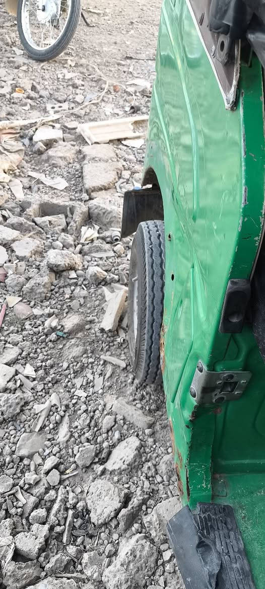 هههههه ماحجي اني الصور تحجي عملي
 عنواني مفرك مقابيل جامع اسماء الله الحسنى. 
‬‏***********برخص السعار كله تبديل مو بليته وتركع ابدلك قطع.
