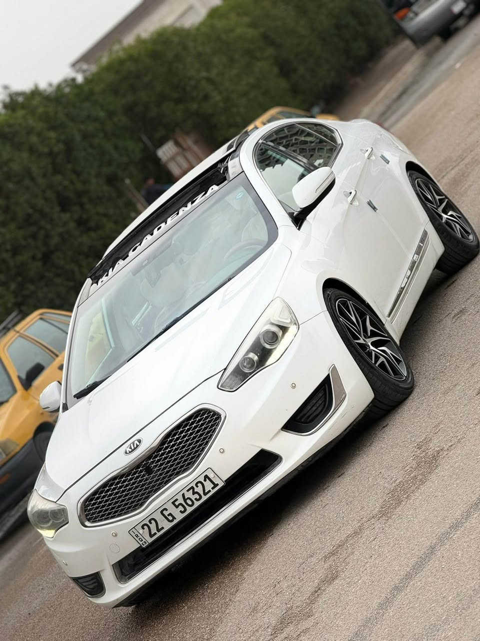 السلام عليكم
كيا كادينزا 2015 خليجي فول مواصفات 1/1 شنو مواصفات الي بالك موجوده بانوراما تبريد بالكشنات حساسات رقم اربيل الدولي شرط التحويل باسم عربي 
مكينه 6 سلندر 3500 كير مكينه خير من الله تبريد ثلج بيها صبغ 3 قطع بدون ضربه بدون دواخل صور سونار داخل منشور وعندي فديو تضويحي كامل الها سياره جاهزه لاخير  لاتخابرني تكلي شبيها مابيها
السعر/124$ ومجال بسيط بيع او مراوس
العنوان/بغداد -زعفرانيه قرب الفلكه 
*********** واتساب بغداد, العراق
