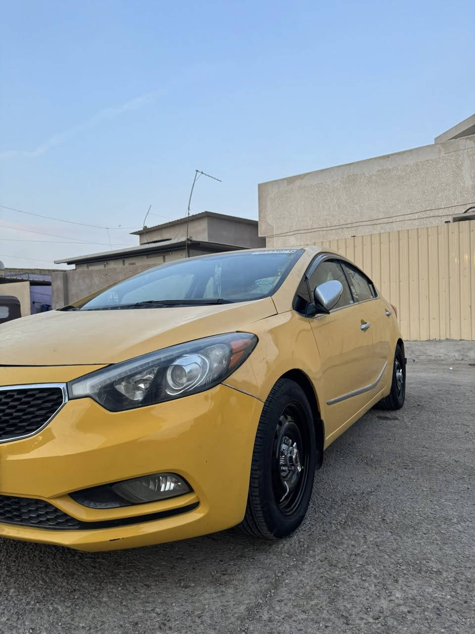 السلام عليكم فورتي ٢٠١٦ محرك جيت اي سياره فول موصفات فتحه بصمه مري صفط كشنات كهرباء واحد على واحد مكينه مجفته العنوان العطيفيه رقم الهاتف ***********
