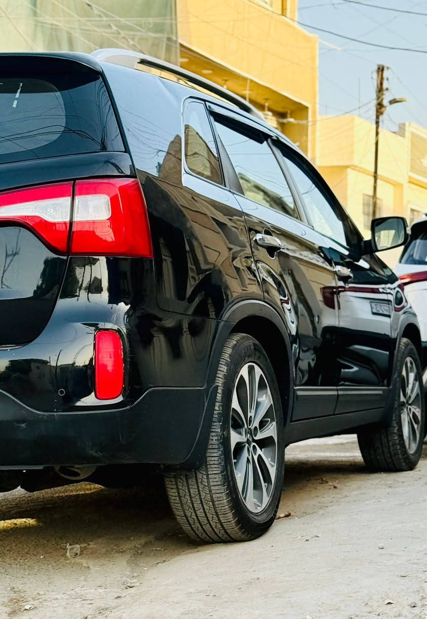 السلام عليكم سورنتو موديل 2014 رقم اربيل الدولي الجديد  بسمي  سنويه جديده فحص جديد
مكفوله من الضربه والصبغ والتبديل والبارد 
محرك 2400 
فول مواصفات عدا بصمة 
بانوراما ، تحكمات جهتين ، كامره ، سبعة راكب 3 قطع تبريد ، حساسات اماميه خلفية ، لد امامي لد خلفي ، مري شفط اشاير بالمري ، كشافات ، اناره داخلية محيطية بالابواب والدوسات 

مكاني بغداد الدوره 

السعر / 155 بيه مجال بسيط 
***********
***********
