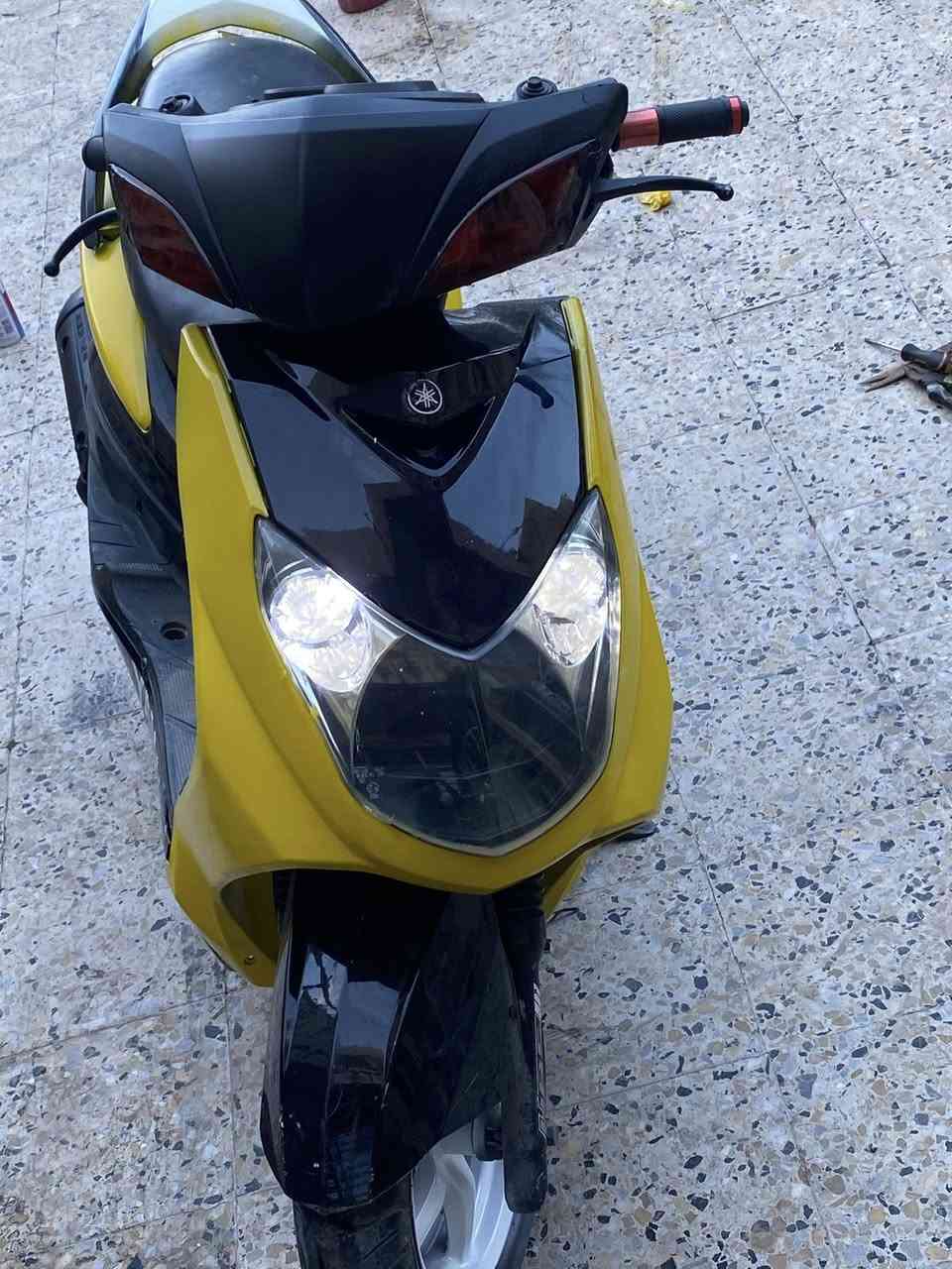 سلام عليكم سكنس فحل نوزل الدراجه خير من الله نكره سلف بأي وقت الدراجه مصبوغه جماليه بيها نقص دشبول محترك فقط الباقي كله شغال مكاني موصل جانب الأيسر ***********
